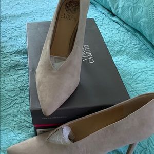 Vince Camuto Suede heels